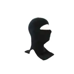 Strikket finlandshette i 100% akryll.